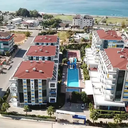 아파트 Lory Queen Luxury Near The Sea 알란야