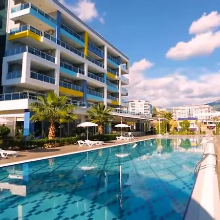 Lory Queen Luxury Near The Sea Апартаменты *