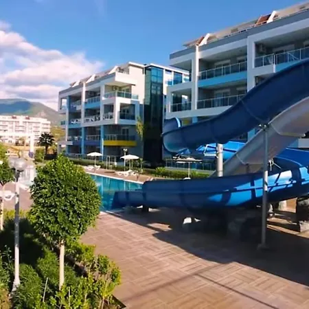아파트 Lory Queen Luxury Near The Sea *